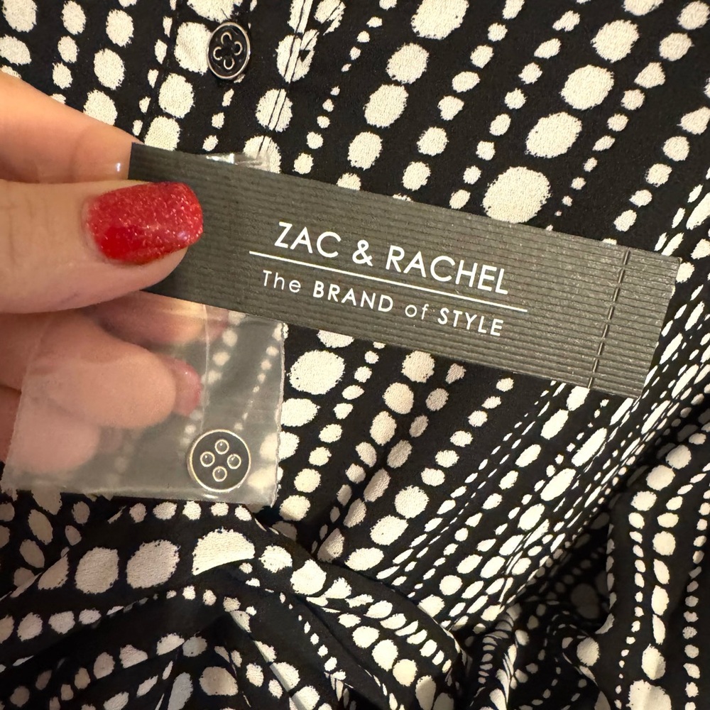 NWT  Zac & Rachel Black and White Blouse   XLARGE   #1 - Picture 10 of 11